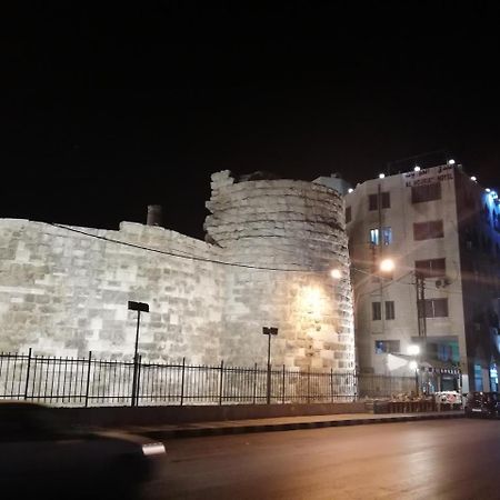 Al-Houriat Hotel Амман Екстер'єр фото