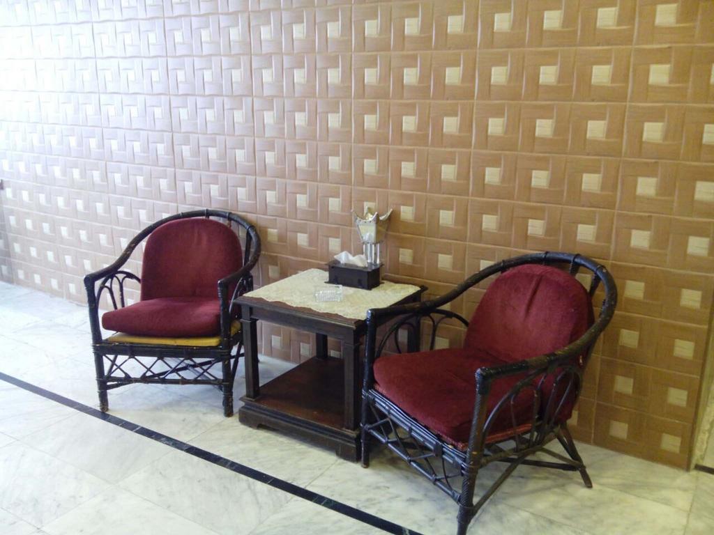 Al-Houriat Hotel Амман Екстер'єр фото